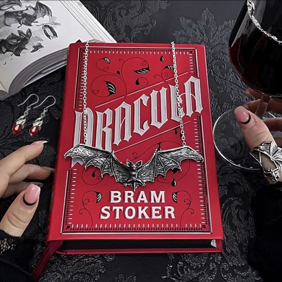 Alchemy Gothic Ring Outstretched Hugging Bat Sizes 7-12 NWT - Picture 8 of 9